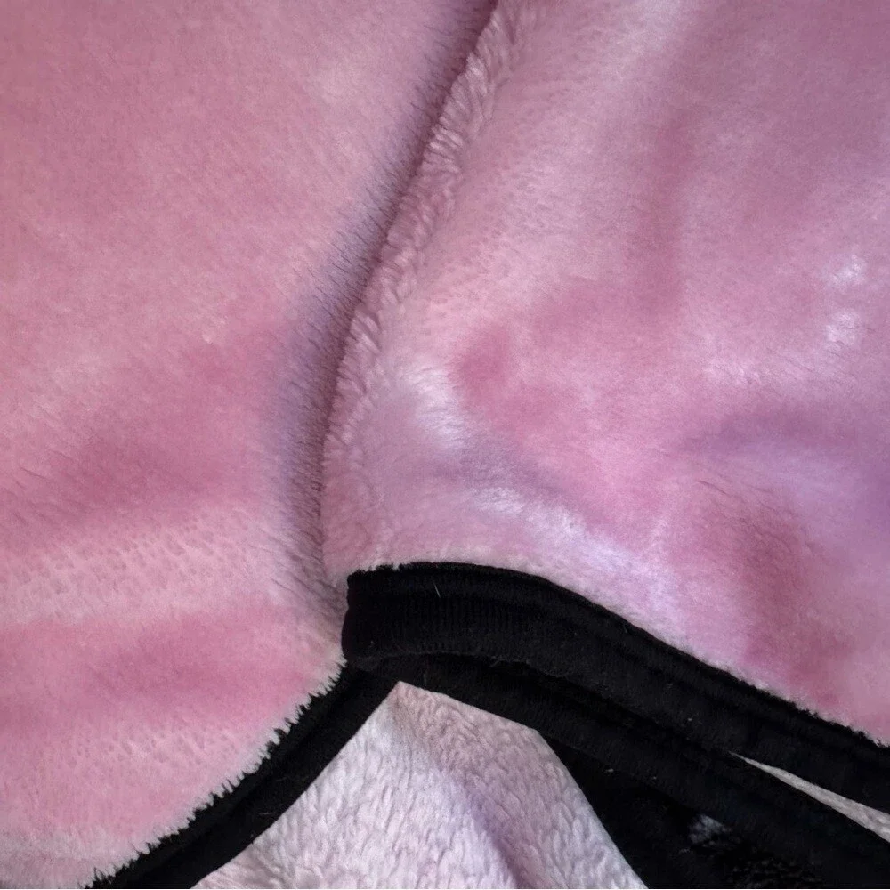 Playboy bunny blanket throw pink Blanket Black Bunny Logo rabbit head 2000s